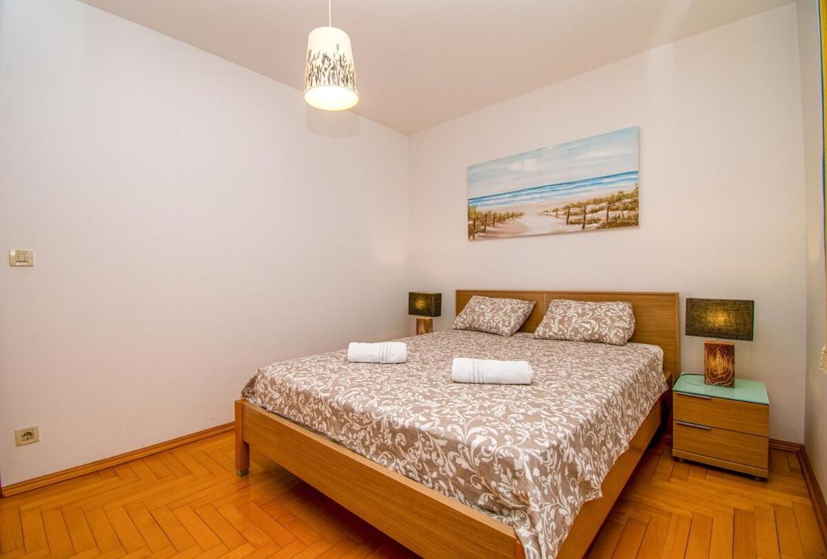 Apartment Vallis On The Lungomare, Near The Sea Pula